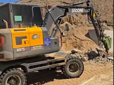 省油王者：寶鼎BD75D輪挖+破碎錘高效組合